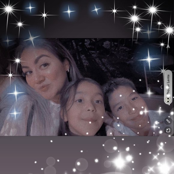 Meet your Posher, Marilu - Picture 1 of 1